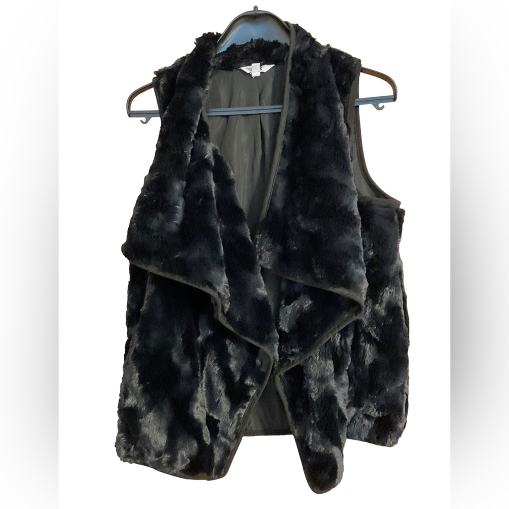 BB Dakota Faux Fur Vest By Jack Size Medium Bran New